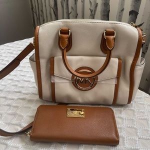 Authentic Michael Kors purse set